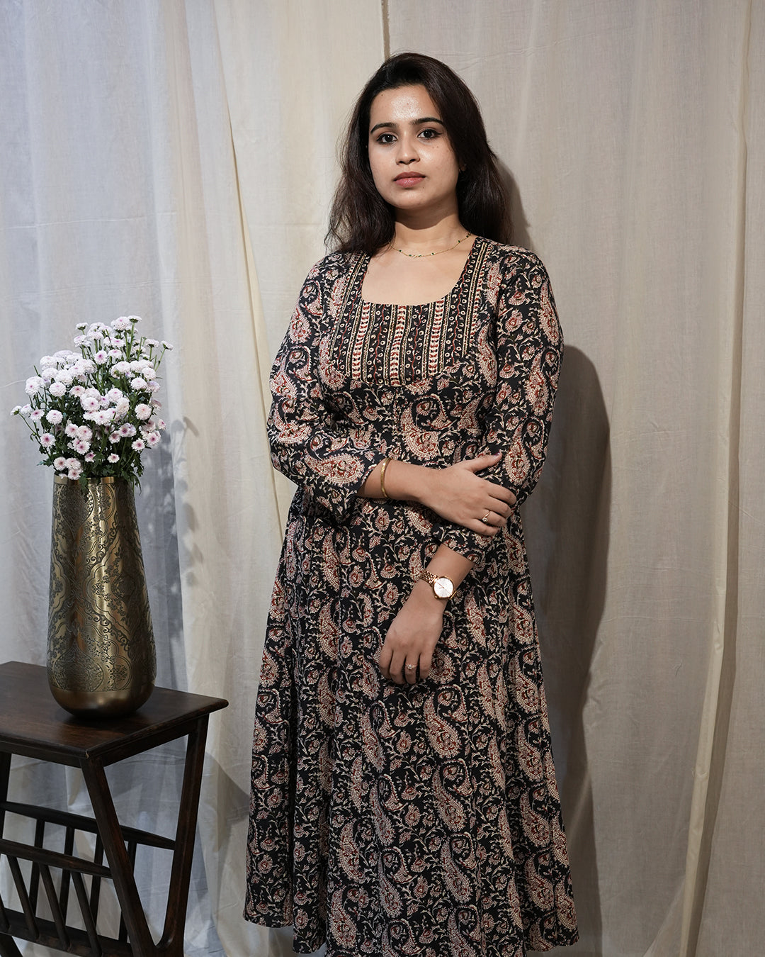 Black & Beige Floral Printed Kurta Set