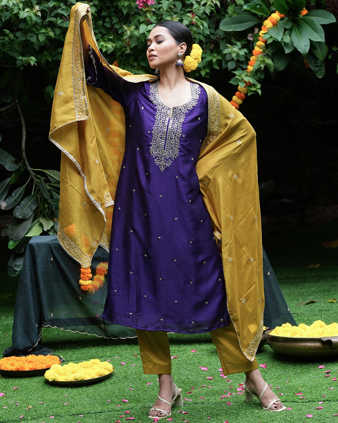 Purples kurta set with dupatta | Aika Luxe