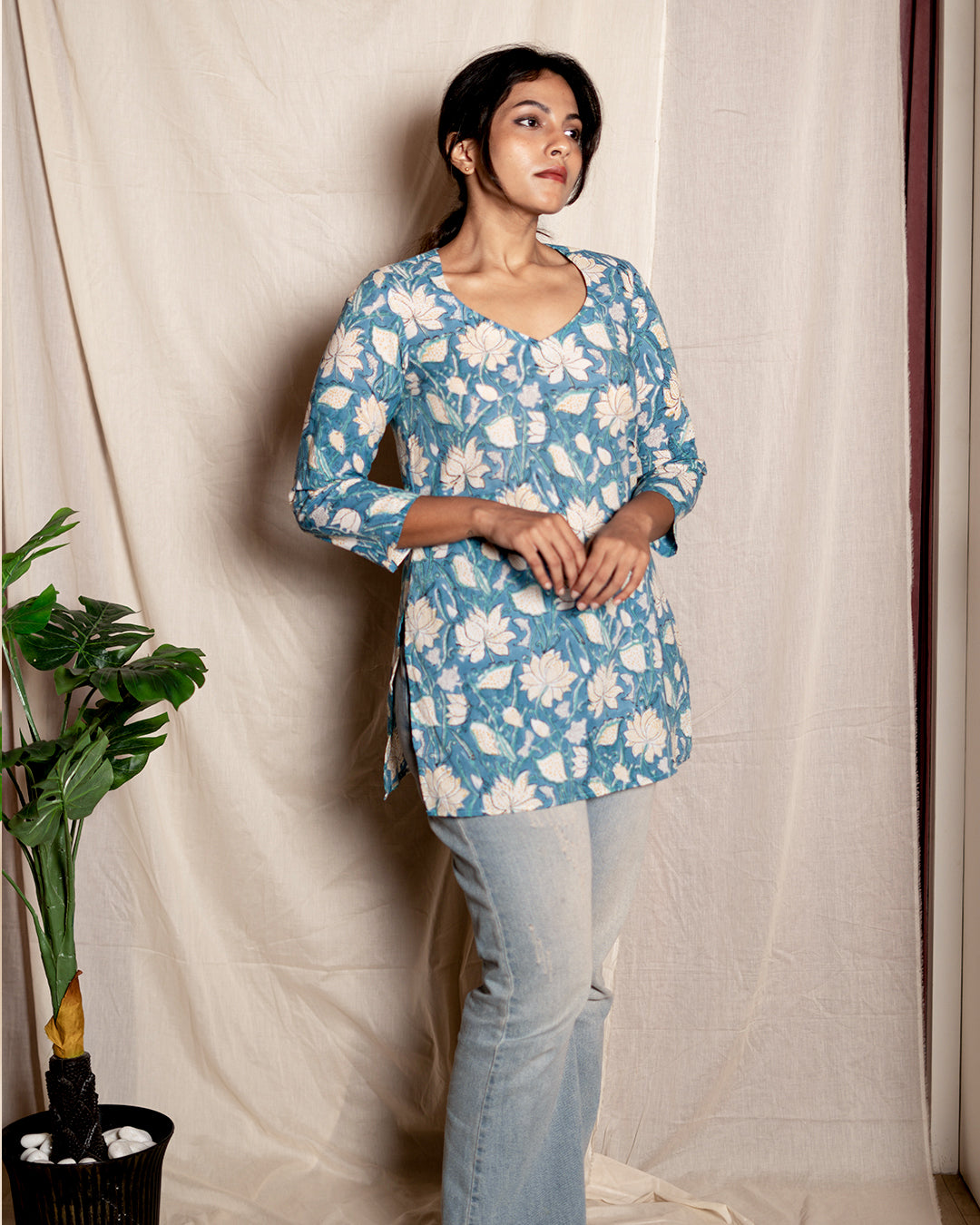 Blue Floral Printed Short Kurta