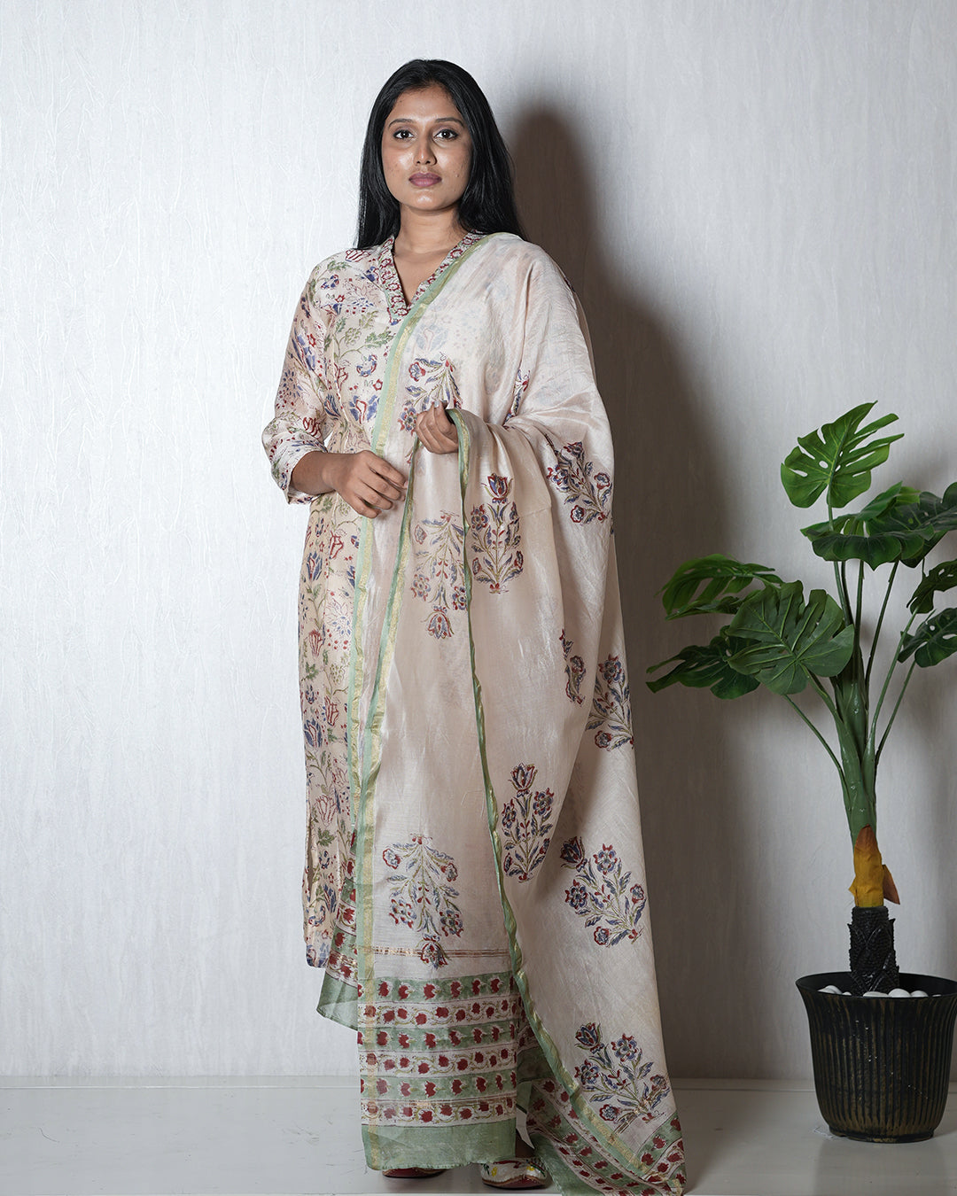 Elegant cream-coloured kurta and dupatta set