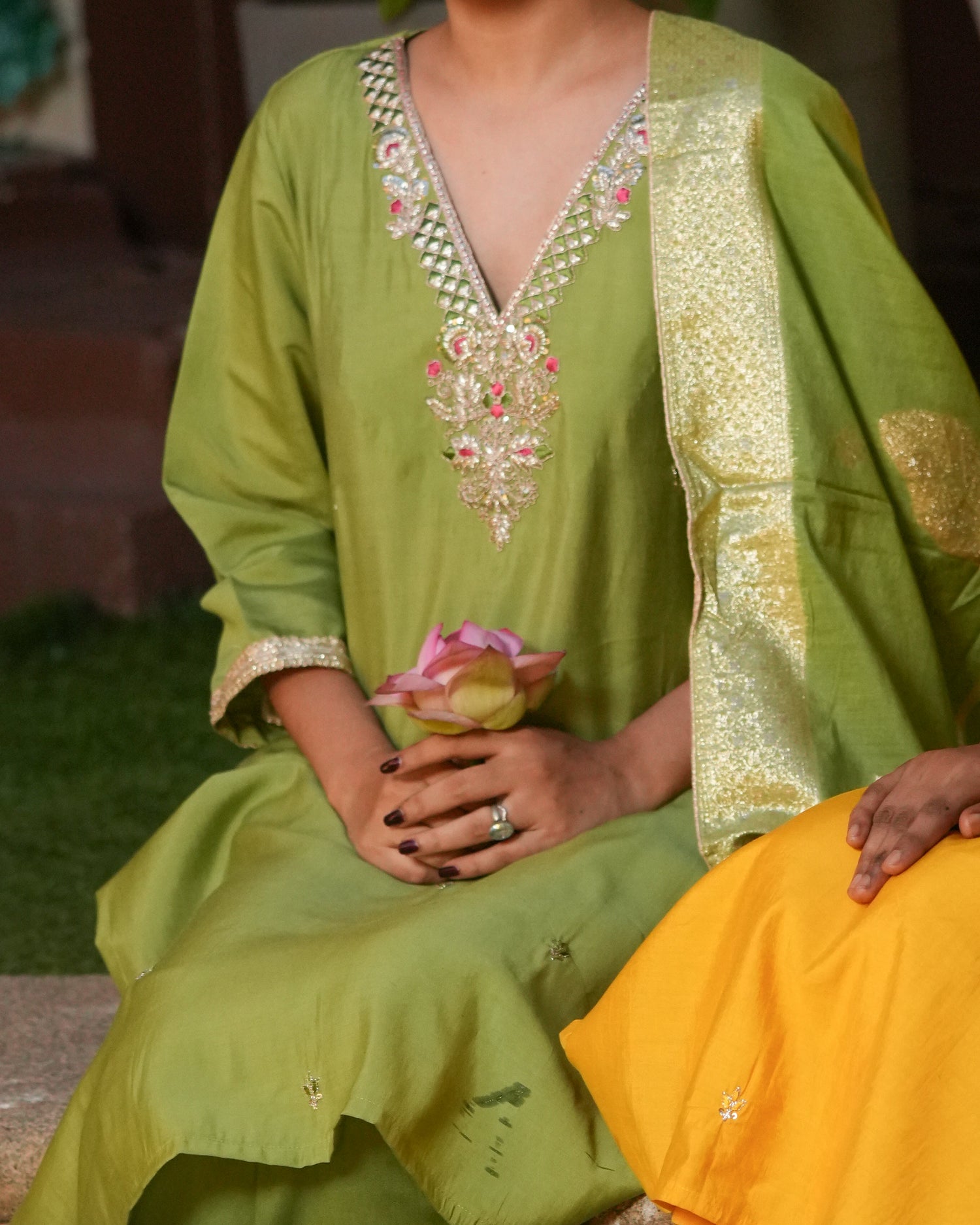 Lamorous kurta set with dupatta | Aika Luxe