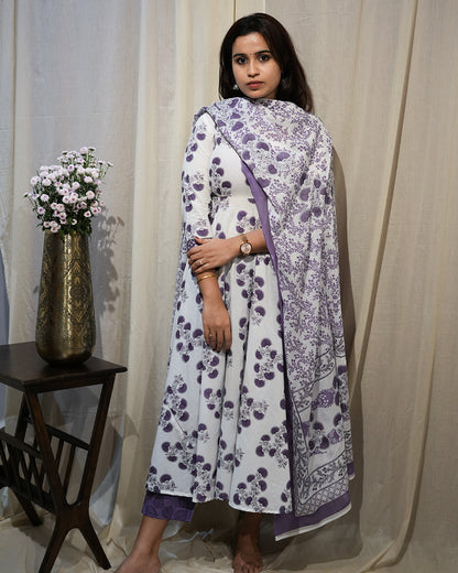 Sun flow kurta set | Aika the Label