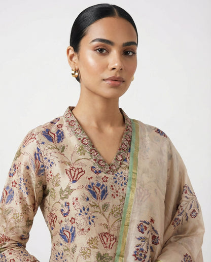 Elegant cream-coloured kurta and dupatta set