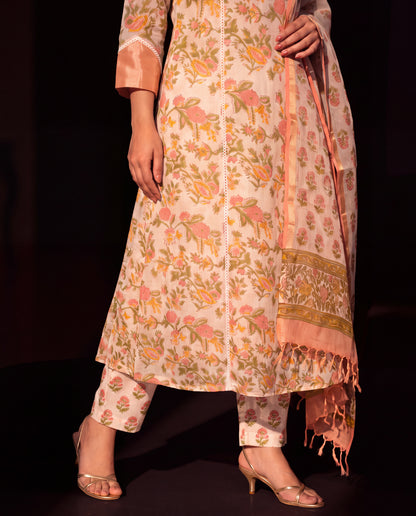 Peach Meadow Floral Flared Suit Set