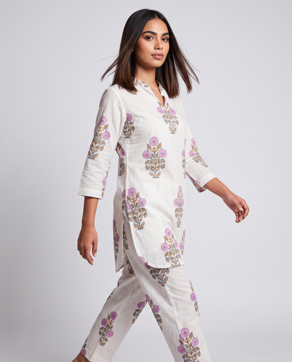 Elegant Off-White Floral Printed Kurta Set