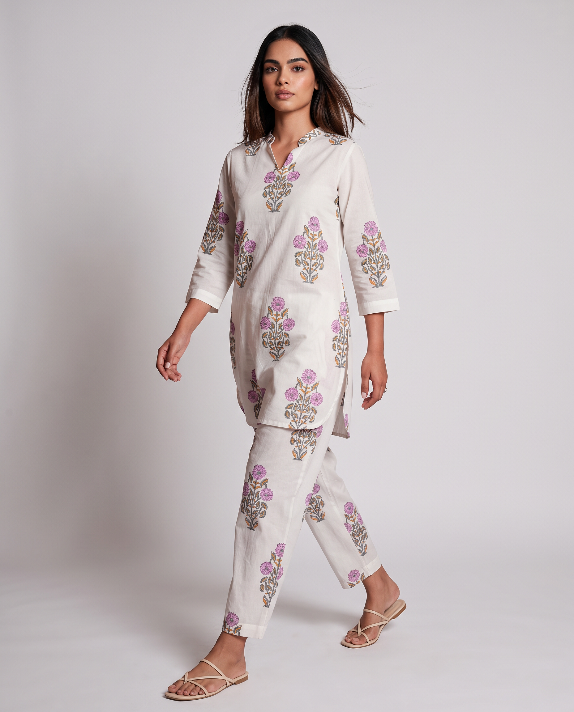 Elegant Off-White Floral Printed Kurta Set