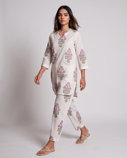 Elegant Off-White Floral Printed Kurta Set